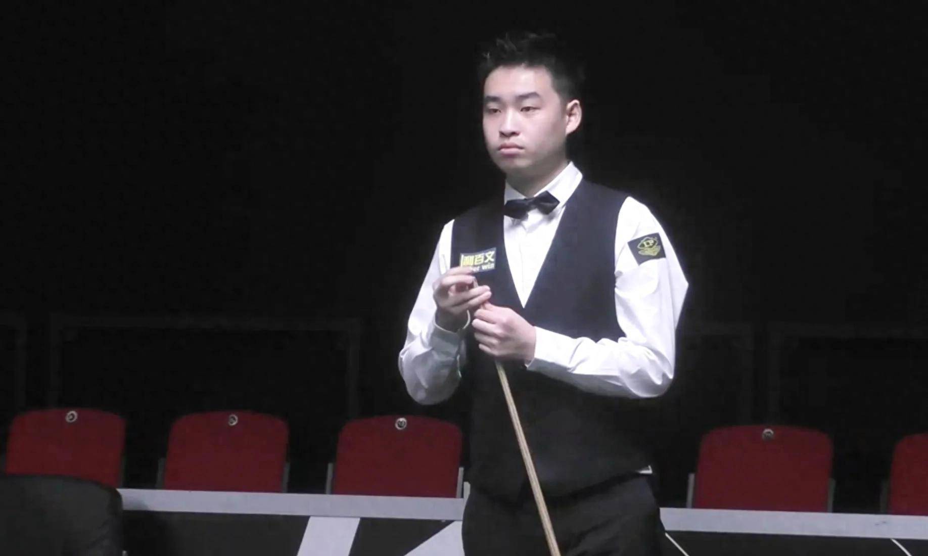 江近两季的 江近两季的